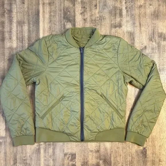 Lululemon Women’s Warm Two Ways Reversible PrimaLoft Bomber Jacket Mossy Size 8 - Picture 10 of 10